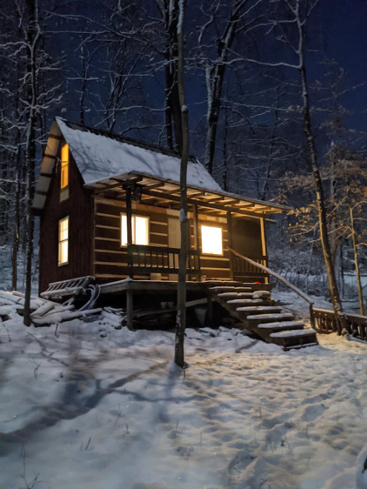 Hocking Hills- Cozy Secluded Cabin